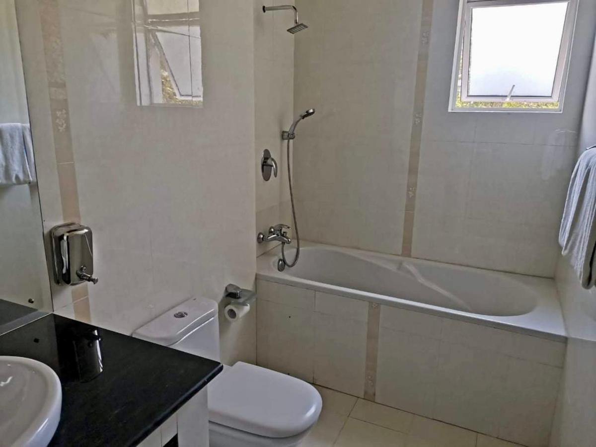 Aradhana Airport Transit Hotel Katunayaka Екстериор снимка