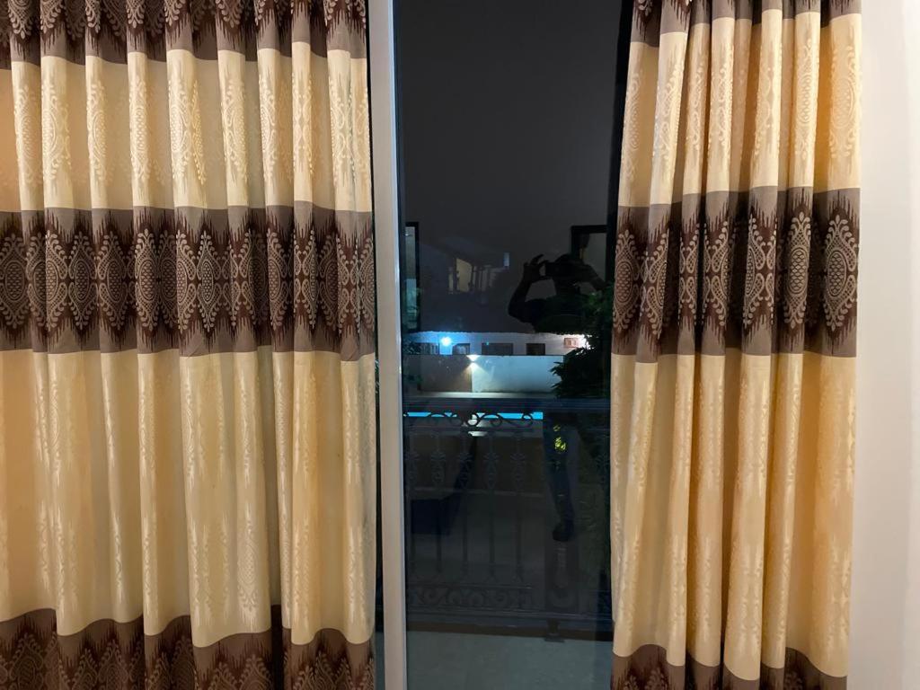 Aradhana Airport Transit Hotel Katunayaka Екстериор снимка