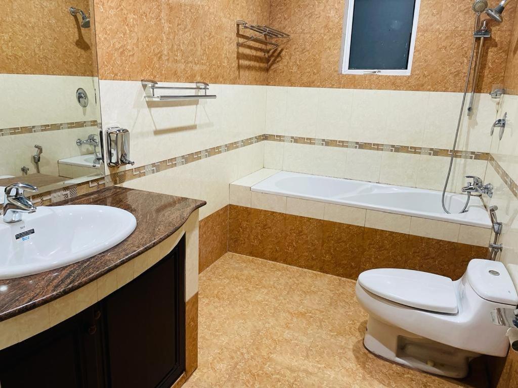 Aradhana Airport Transit Hotel Katunayaka Екстериор снимка