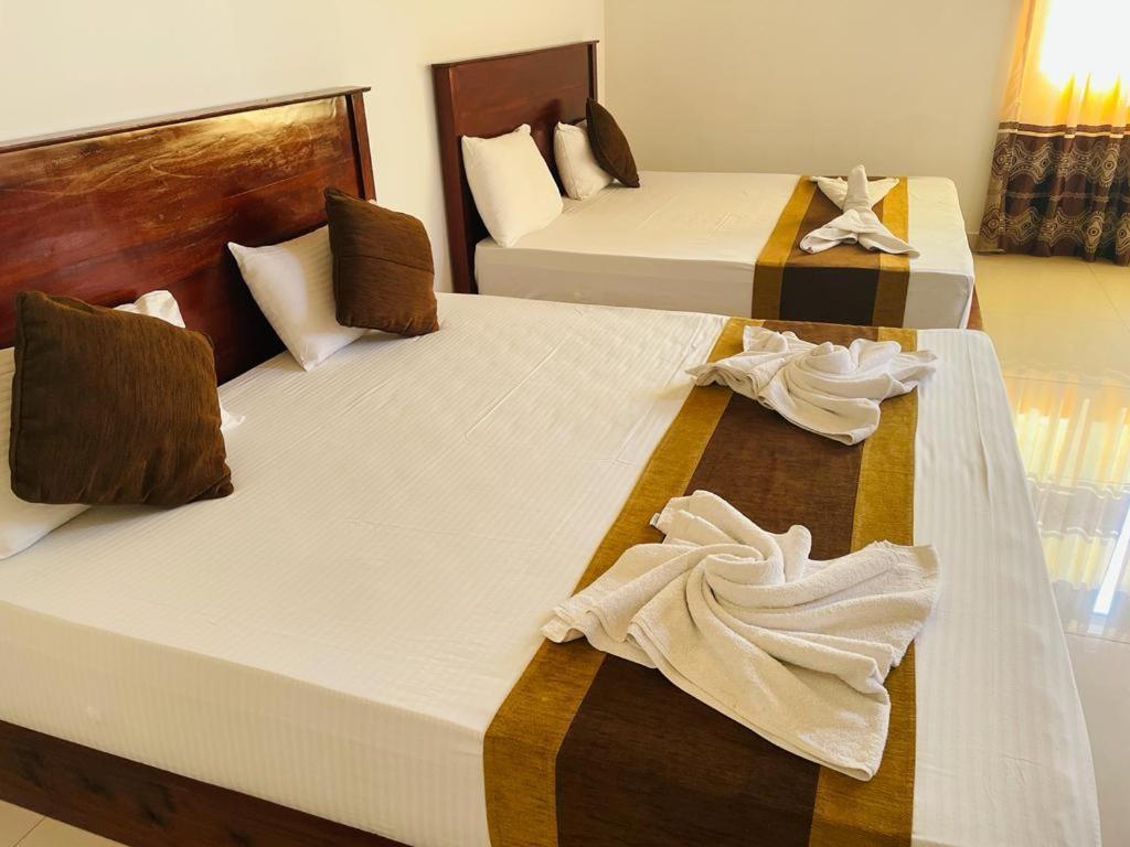 Aradhana Airport Transit Hotel Katunayaka Екстериор снимка