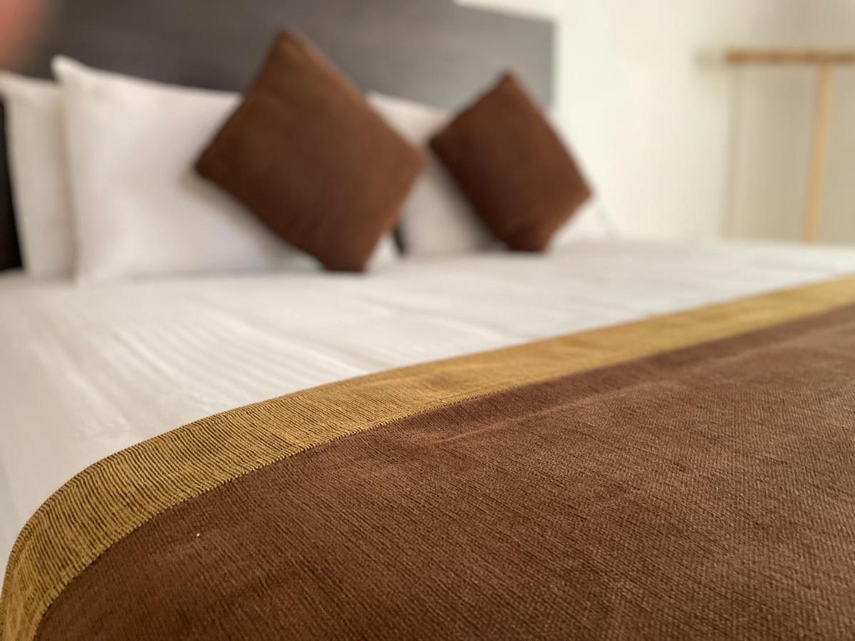 Aradhana Airport Transit Hotel Katunayaka Екстериор снимка